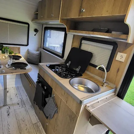 Folgi Majutus فيلياندي